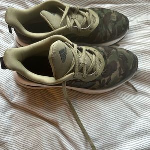 Adidas (boys) camouflage, tennis shoes